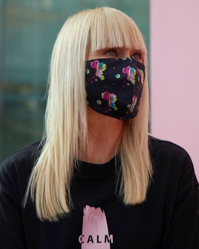 Helen Steele Techni Floral Face Covering